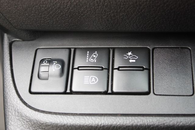 【正七人座送CARPLAY】~有第三排座椅後段空調~洽0900-785-788阿政  第17張相片