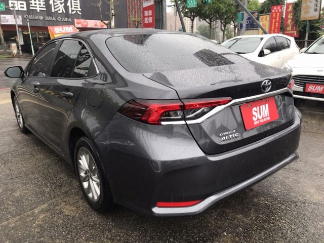 【低調灰 Altis E版】年均里程不到2萬!原廠保養車!洽阿政0900-785-788  第5張相片