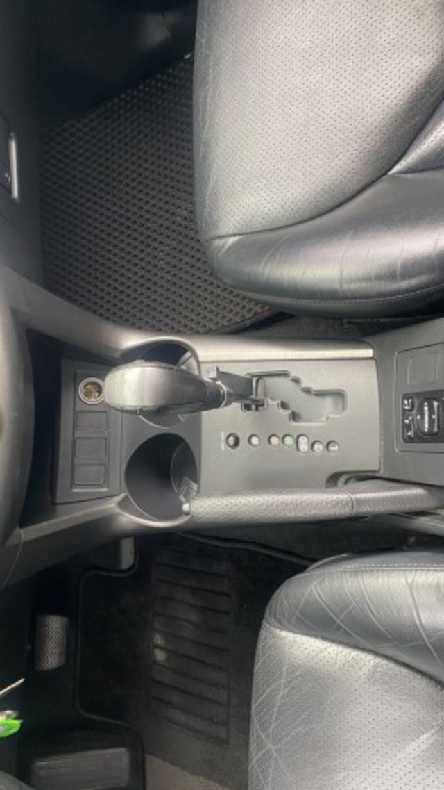 【超值大型休旅車登場】 新車百萬/2折出售 /代步首選/25年老字號/來電 0900-785-788 阿政  第10張相片