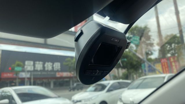 【大電池原廠保固中!】環景/混動/盲點/通風椅，日本進口頂級好車!來電0900-785-788阿政  第7張相片