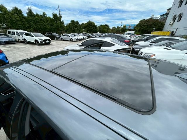 【實價刊登49.8萬!】同級距配備最好! 218i Active Tourer漂亮車!電洽0900-785-788  第13張相片