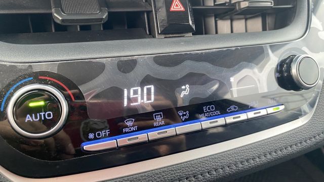 【原板件!原廠保固中!】混動大電池保固到2030!超值價免55萬開回家!喜歡來電0900-785-788阿政  第3張相片