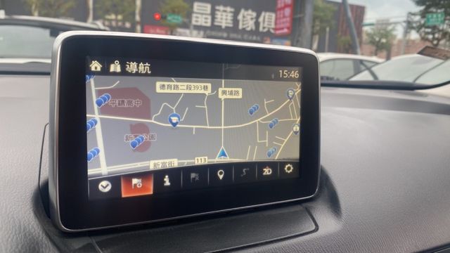 【安心特仕版!】HUD/定速/恆溫空調 操控空間一次擁有!來電0900-785-788阿政  第8張相片