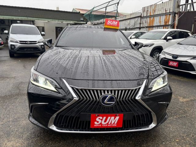 沉穩大器!原廠保固中~百萬內最佳豪華車型!店洽預約看車0966427962  第2張相片