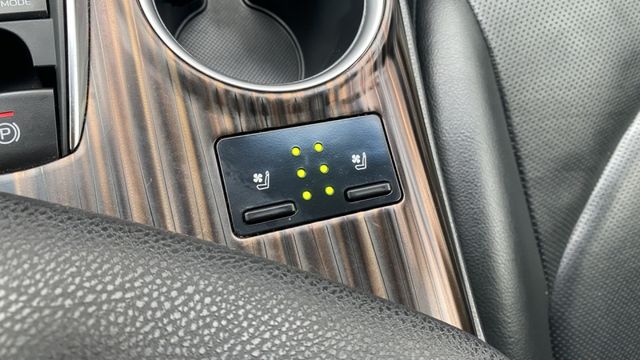 【旗艦油電混動+PVM環景】原版件!原廠保固中!喜歡快來電0900-785-788阿政  第3張相片