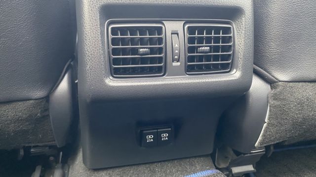 【旗艦油電混動+PVM環景】原版件!原廠保固中!喜歡快來電0900-785-788阿政  第5張相片