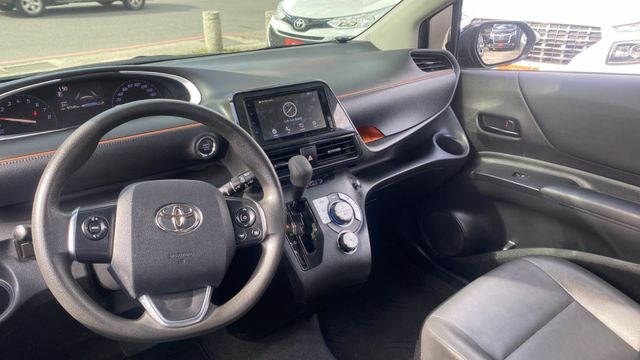 【超大空間神車!】5人座+雙滑門+低底盤，家庭友善神車!來電0900-785-788阿政  第14張相片