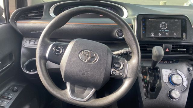 【超大空間神車!】5人座+雙滑門+低底盤，家庭友善神車!來電0900-785-788阿政  第20張相片