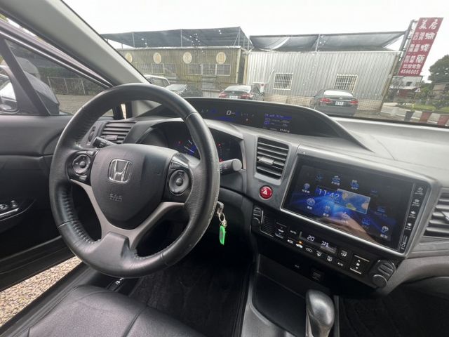 【稀有貨色!有換檔快撥VTI!】認證車!保證實車實價!快來電0900-785-788阿政  第2張相片