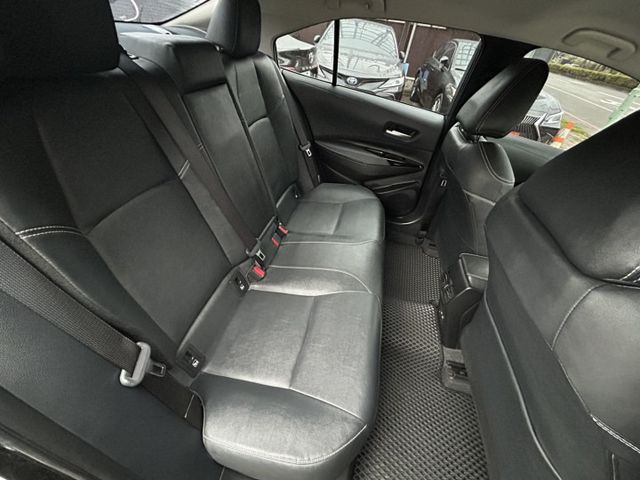 【新款油電 × 低里程 × 高配備】小改款數位儀表!油電輕鬆開回家!來電0900-785-788阿政  第7張相片