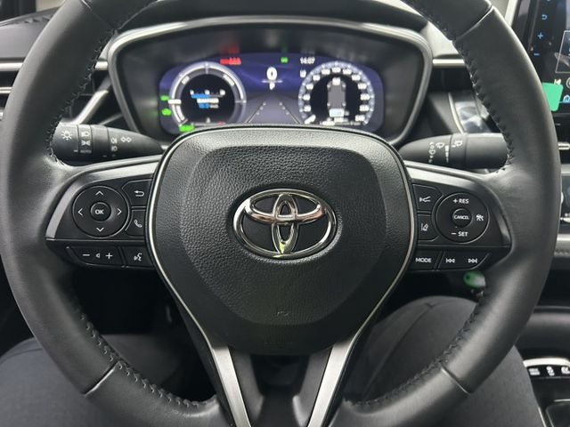 【新款油電 × 低里程 × 高配備】小改款數位儀表!油電輕鬆開回家!來電0900-785-788阿政  第11張相片