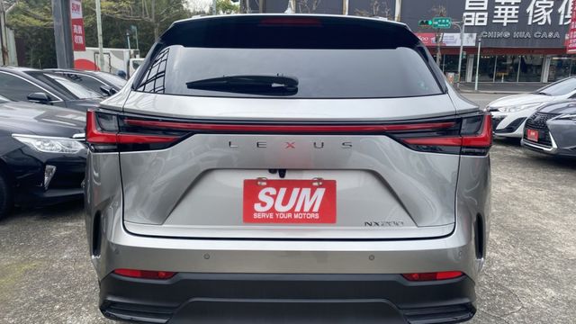 【全新入庫｜原版件認證車｜豪華質感休旅】 質感鈦棕入手好時機，來電0900-785-788阿政  第7張相片