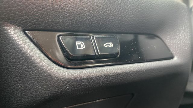 【全新入庫｜原版件認證車｜豪華質感休旅】 質感鈦棕入手好時機，來電0900-785-788阿政  第11張相片