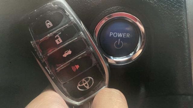 【認證車｜油電省油房車｜舒適大空間】全新入庫整理中!歡迎預約賞車!0900-785-788阿政  第2張相片