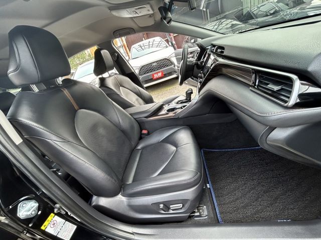 日本原裝進口 × 油電大型房車!原廠保固到2030年!最省油就這台~  第3張相片