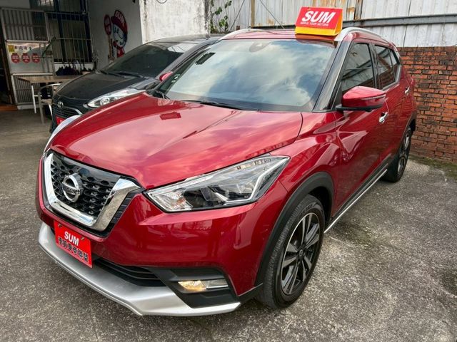 低里程原廠保養認證車!最頂規led環景款!速洽小何0966427962  第1張相片