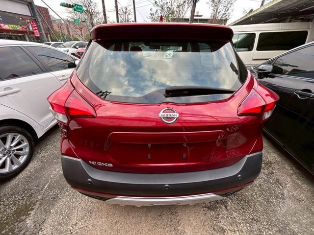 低里程原廠保養認證車!最頂規led環景款!速洽小何0966427962  第3張相片