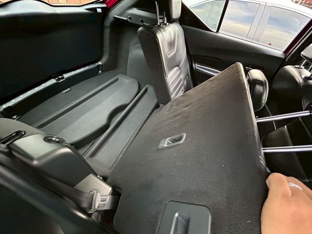 低里程原廠保養認證車!最頂規led環景款!速洽小何0966427962  第10張相片