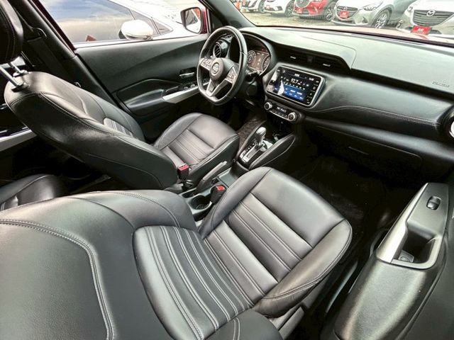 低里程原廠保養認證車!最頂規led環景款!速洽小何0966427962  第11張相片