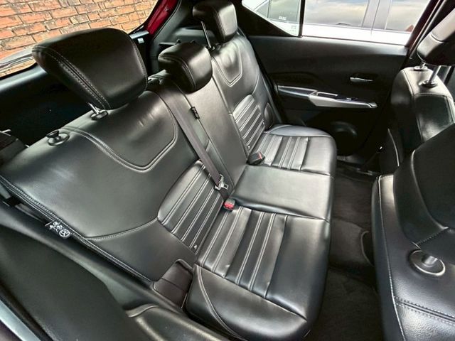 低里程原廠保養認證車!最頂規led環景款!速洽小何0966427962  第12張相片