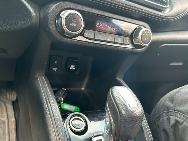 低里程原廠保養認證車!最頂規led環景款!速洽小何0966427962  第13張相片