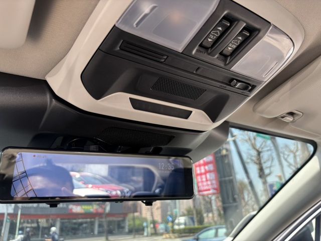 AWD全地形超神小休旅!原廠新車保固中~僅此一台速洽小何0966427962  第20張相片