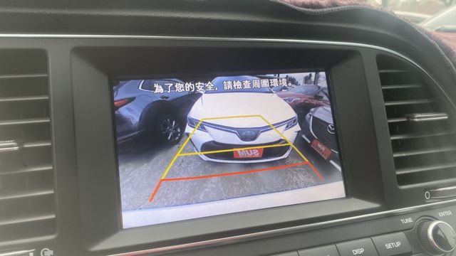 【渦輪＋操控】一開就上癮！CarPlay/分區溫控/免鑰匙/換檔撥片，喜歡來電0900-785-788阿政  第9張相片