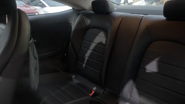 BENZ C180 COUPE 雙門｜2017年｜認證車｜10萬KM｜質感首選 來電0900-785-788  第11張相片