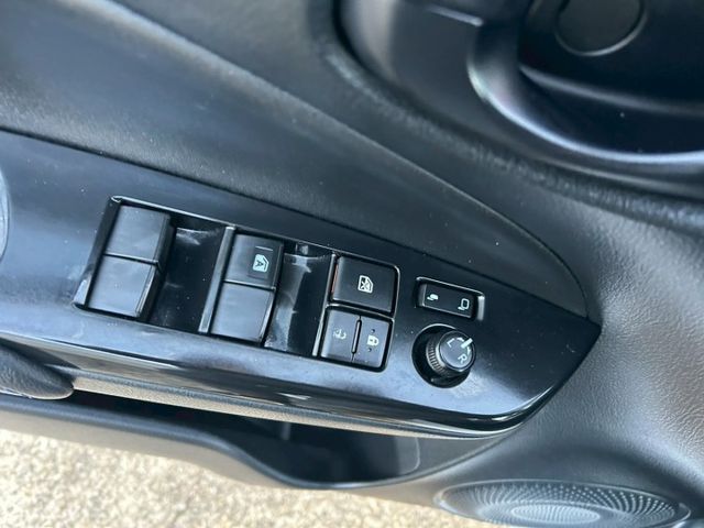 超好養通勤代步車~低月繳低成本優質車況速洽小何0966427962  第13張相片