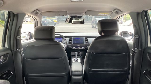 【認證車X低里程X年份新】 喜歡快來電預約賞車0900-785-788阿政!  第5張相片