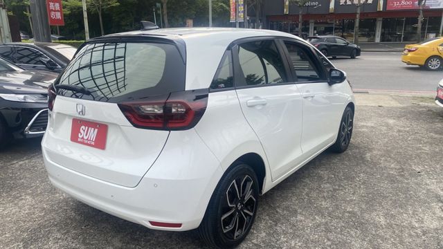 【認證車X低里程X年份新】 喜歡快來電預約賞車0900-785-788阿政!  第6張相片