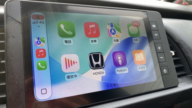 【認證車X低里程X年份新】 喜歡快來電預約賞車0900-785-788阿政!  第14張相片