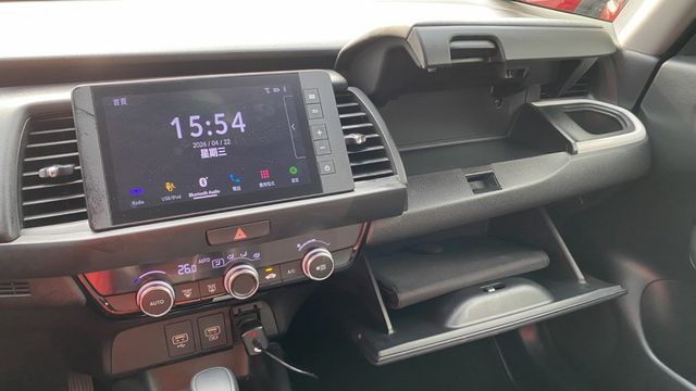 【認證車X低里程X年份新】 喜歡快來電預約賞車0900-785-788阿政!  第18張相片