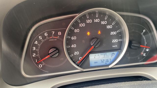 【認證車!經典大休旅E HI版!】耐操好開高配備!低里程僅7萬!喜歡來電0900-785-788阿政  第6張相片