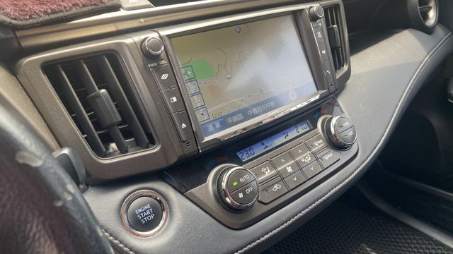 【認證車!經典大休旅E HI版!】耐操好開高配備!低里程僅7萬!喜歡來電0900-785-788阿政  第7張相片