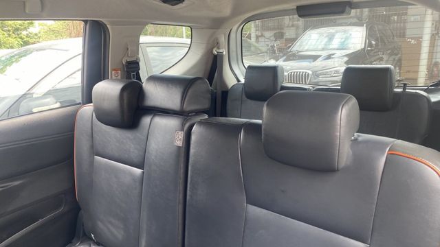 【家庭首選七人座】頂級雙電動滑門!負擔輕用途多!顧家好選擇來電0900-785-788阿政  第14張相片