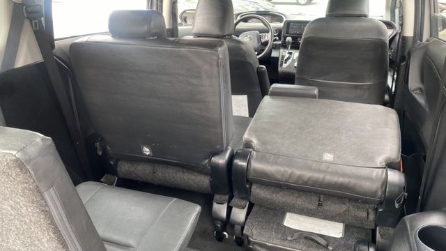 【家庭首選七人座】頂級雙電動滑門!負擔輕用途多!顧家好選擇來電0900-785-788阿政  第16張相片