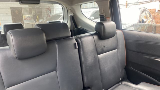 【家庭首選七人座】頂級雙電動滑門!負擔輕用途多!顧家好選擇來電0900-785-788阿政  第18張相片