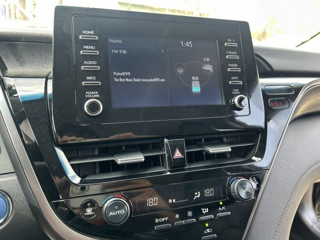 日本原裝進口 × 油電大型房車!原廠保固到2030年!最省油就這台~  第13張相片