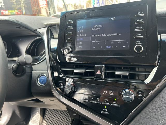 日本原裝進口 × 油電大型房車!原廠保固到2030年!最省油就這台~  第19張相片