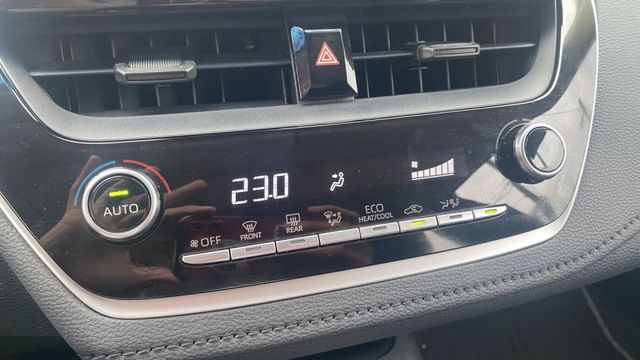 【低里程X配備升級X認證車】安心入手 車機＋無線 CarPlay實用度滿分!來電0900-785-788阿政  第8張相片