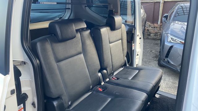【新入庫！新價格！】雙滑門超大空間車！喜歡快來電0900-785-788阿政  第6張相片