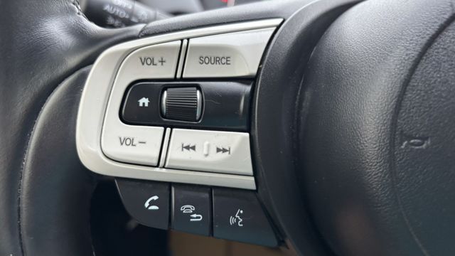 【高配備都會小車】里程僅6萬公里!免50萬輕鬆開回家!來電0900-785-788阿政  第8張相片