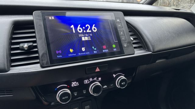 【高配備都會小車】里程僅6萬公里!免50萬輕鬆開回家!來電0900-785-788阿政  第9張相片