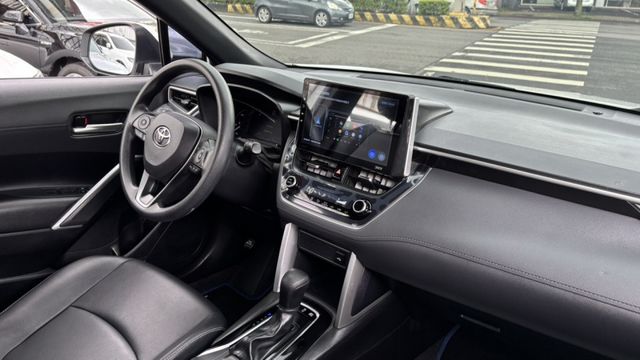 【熱銷油電小休旅再入庫!】年份新!現在買好划算!認證車來電0900-785-788阿政  第16張相片
