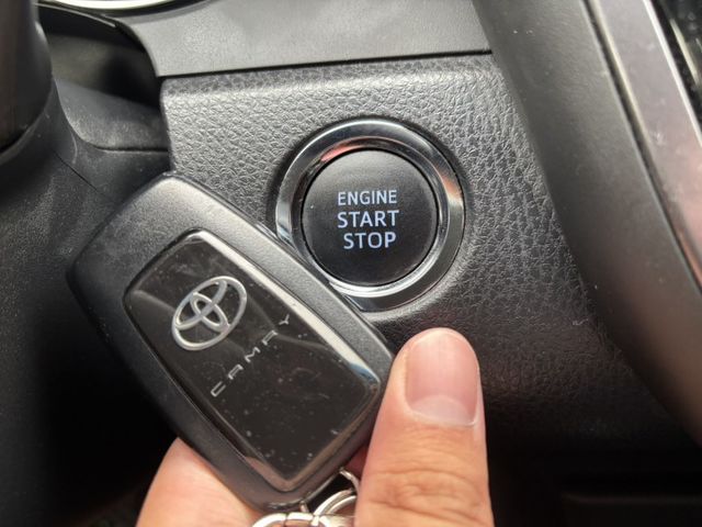 CAMRY  第7張相片