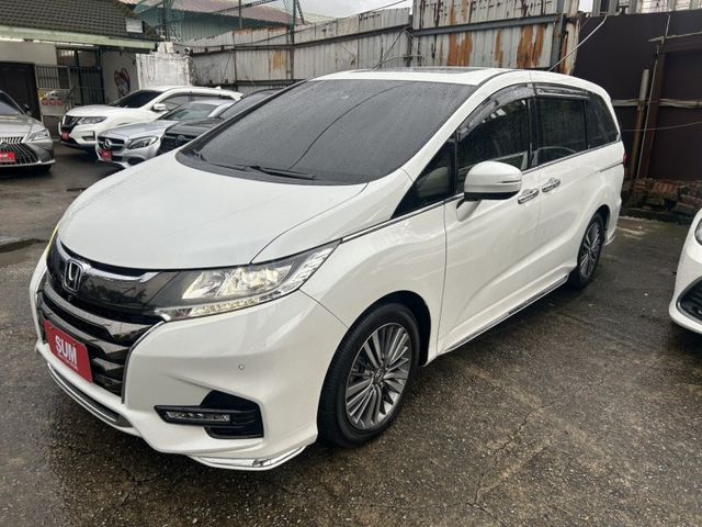 百萬內最省稅金大7人座MPV!絕版神車高規配備速洽小何0966427962  第1張相片