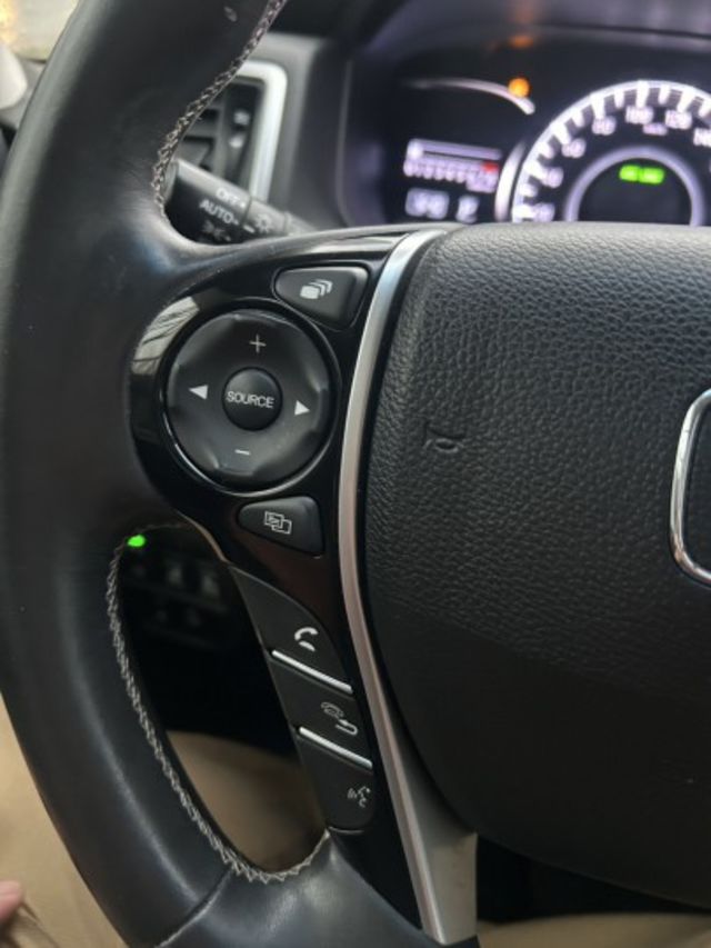 百萬內最省稅金大7人座MPV!絕版神車高規配備速洽小何0966427962  第19張相片