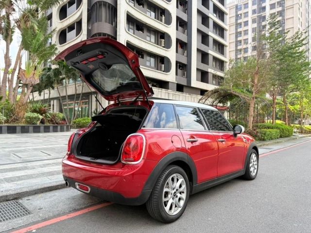 MINI  Cooper 2016 mini cooper 5 doo  第3張相片