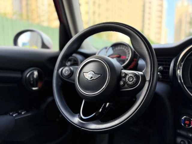 MINI  Cooper 2016 mini cooper 5 doo  第7張相片